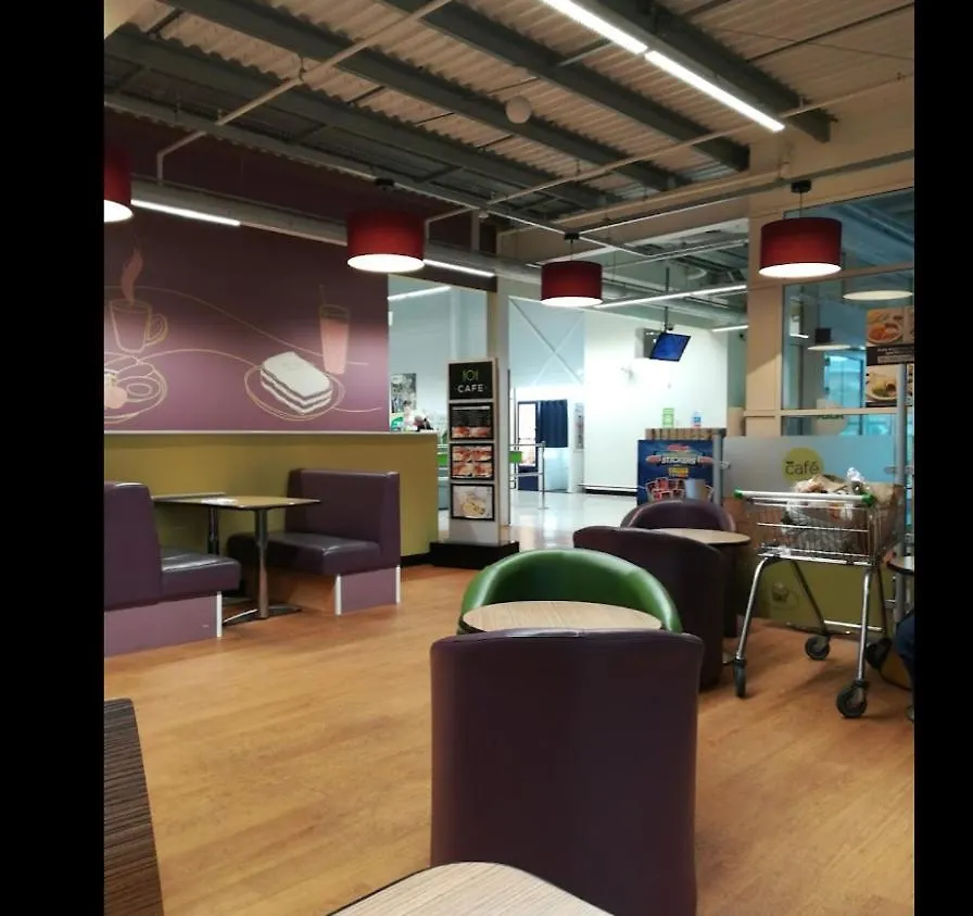 באטלי *Rc7C* For Your Most Relaxed & Cosy Stay + Free Parking + Free Fast Wifi * 0*,