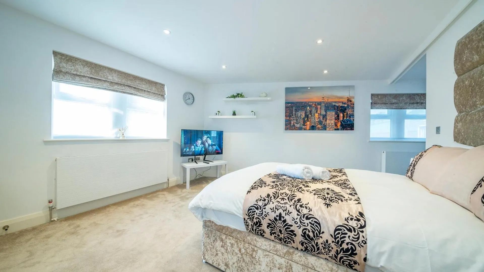 באטלי *Rc7C* For Your Most Relaxed & Cosy Stay + Free Parking + Free Fast Wifi * 0*,  בריטניה